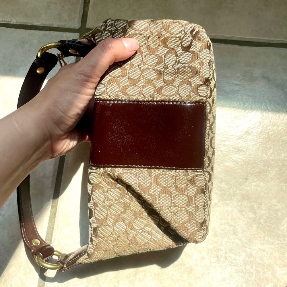 Coach Mini Monogram - Picture 5 of 16